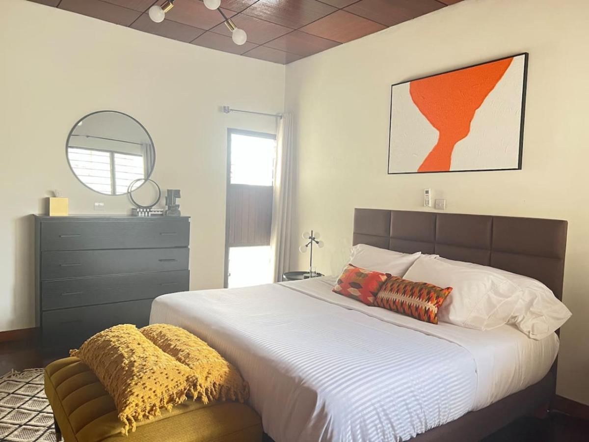 One Bedroom Suite In Luxury Villa In Kumasi Exteriör bild